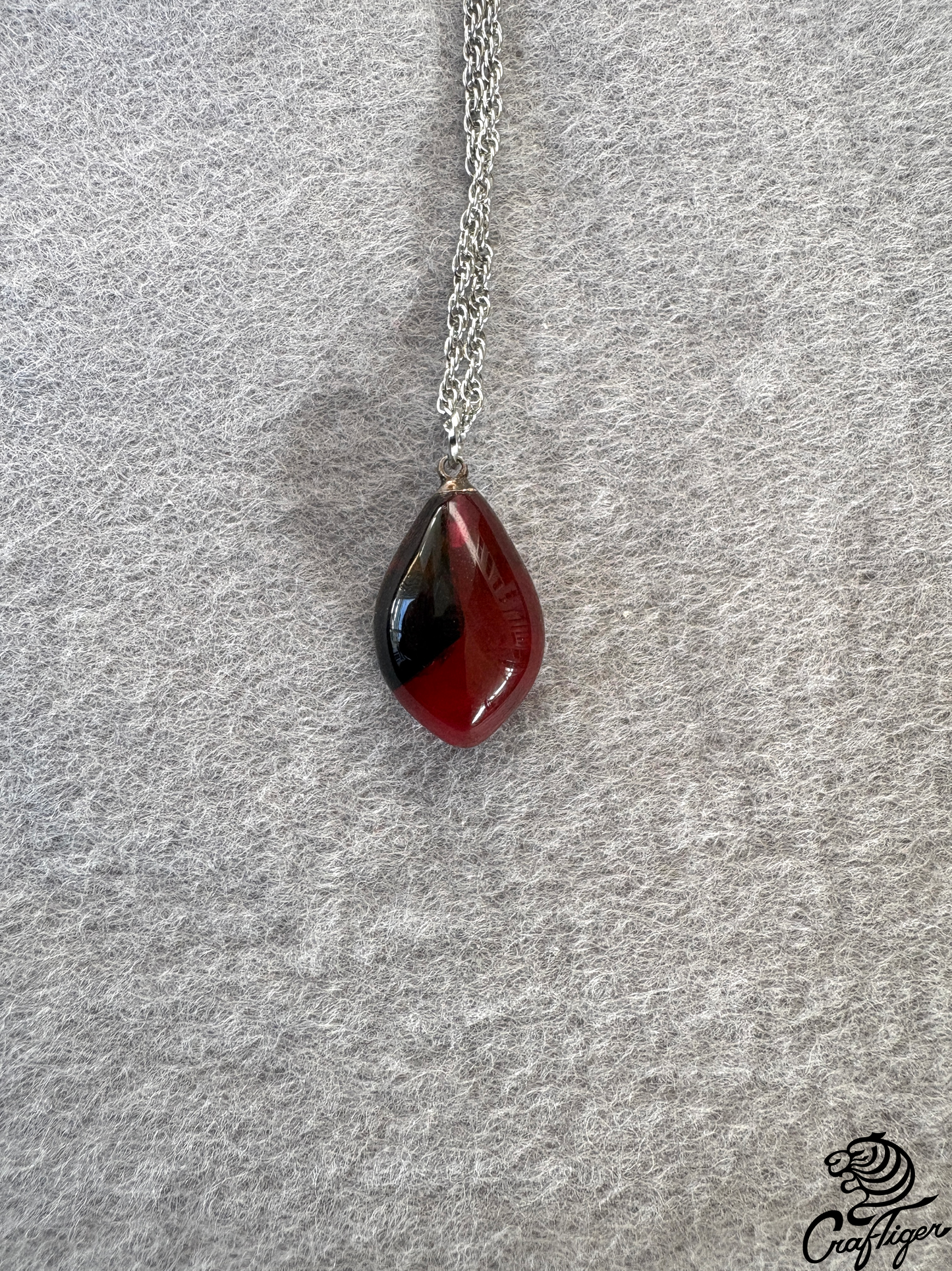 イーヴィ（Red）